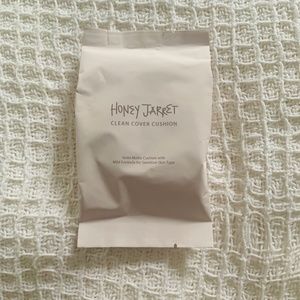 HONEY JARRET CUSHION FOUNDATION NEW!